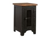 Valebeck Chairside Table
