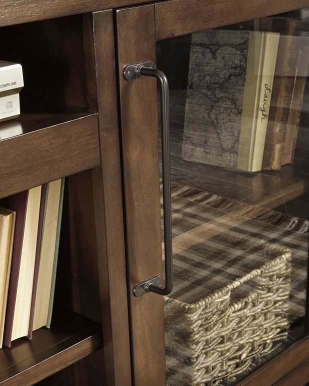Picture of Starmore TV Stand with Piers