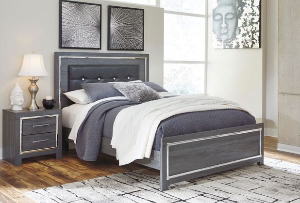 Picture of Lodanna Queen Panel Bedroom Set