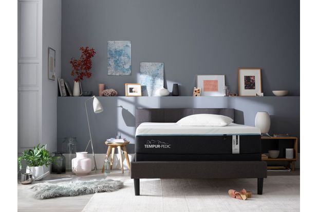 Picture of Tempur-Pedic Pro Adapt Medium Hybrid King Mattress