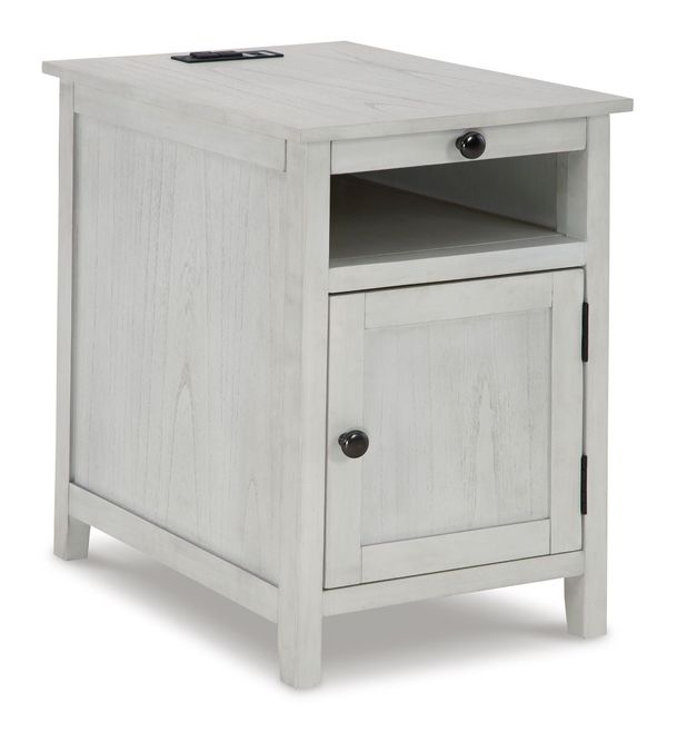 Picture of Treytown Chairside Table