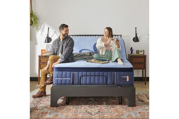 Picture of Lux Hybrid Soft Cal King Mattress