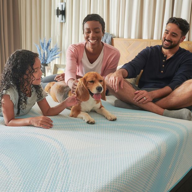 Picture of Tempur-Pedic LuxeBreeze Medium Hybrid Queen Mattress