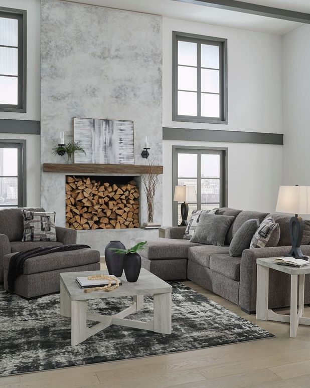 Picture of Gardiner Oversized Chair
