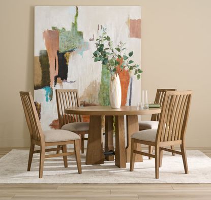 Picture of Landmark 5pc Round Dining Set