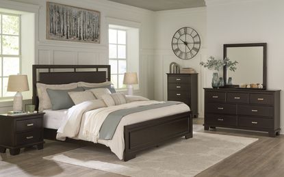 Picture of Covetown Queen Bedroom Set
