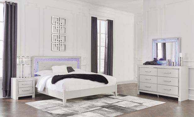 Picture of Zyniden Dresser and Mirror Set