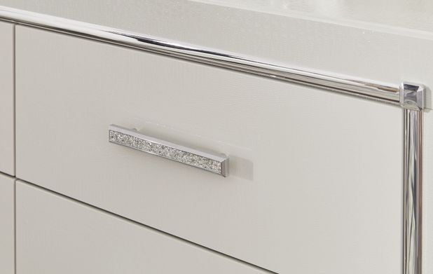 Picture of Zyniden Dresser and Mirror Set