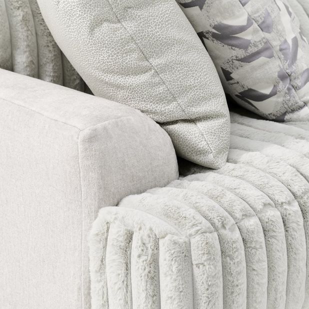 Picture of Titan Moonstruck 3pc Sectional
