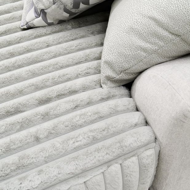 Picture of Titan Moonstruck 3pc Sectional