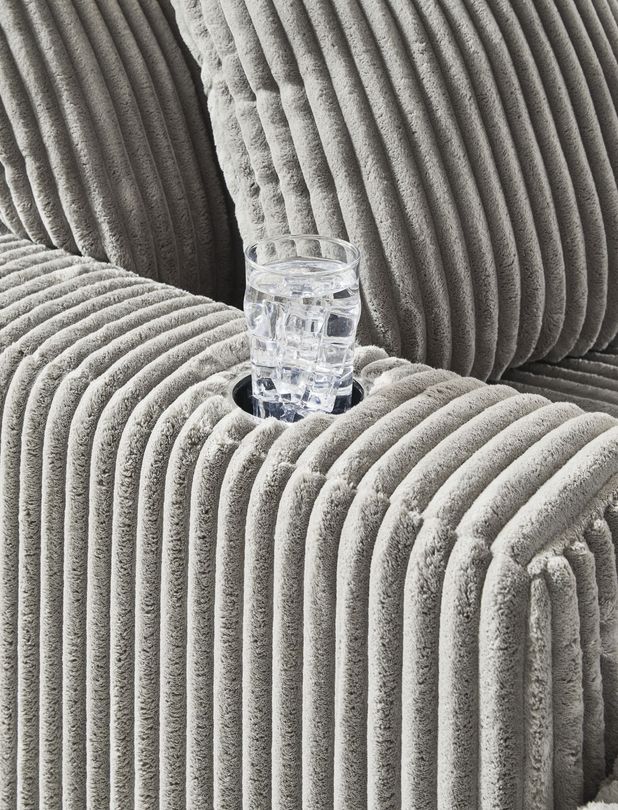 Picture of Lindyn Oversized Chaise