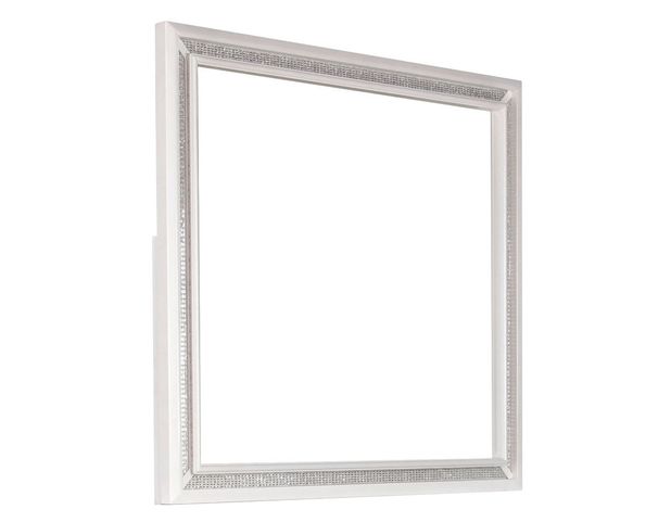 Picture of Cassie Mirror