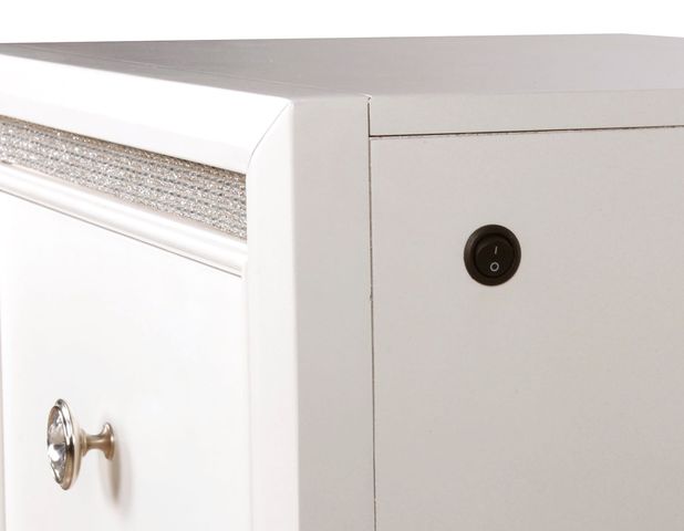 Picture of Cassie Chest