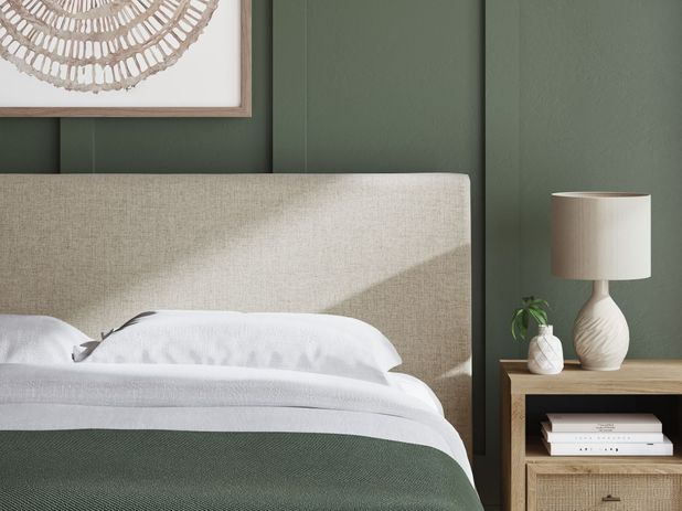 Picture of Cielden King Bed