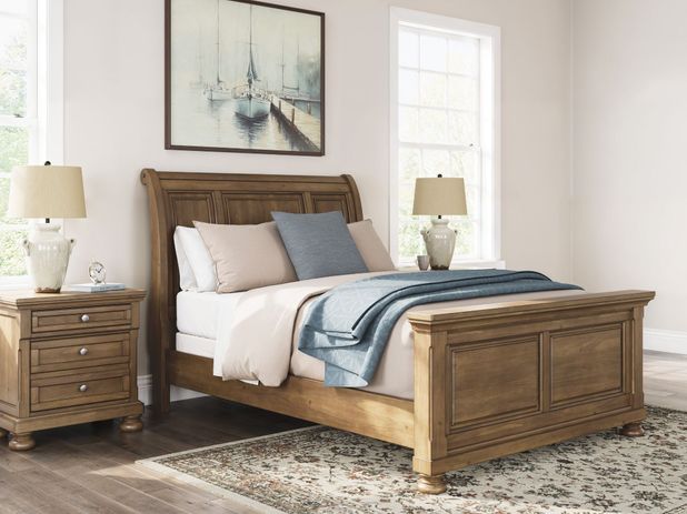Picture of Vandenmore Queen Sleigh Bed