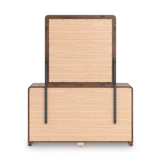 Picture of Hollinaze Dresser and Mirror