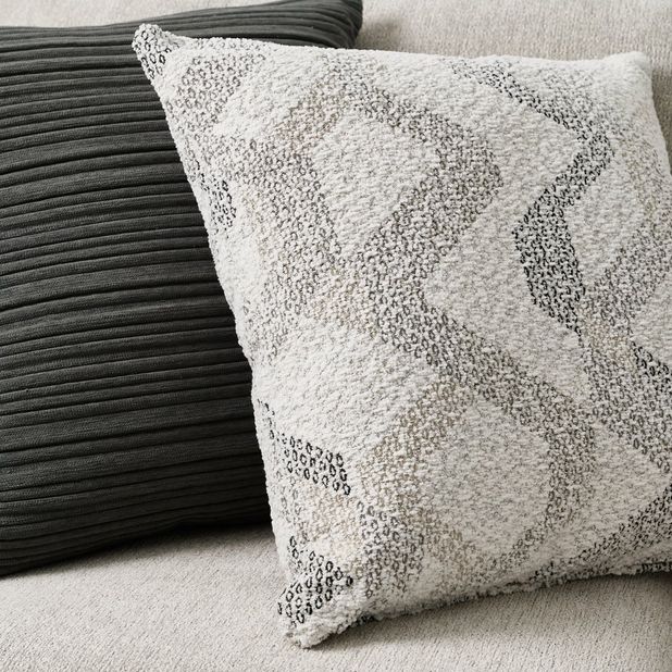 Picture of Stella Loveseat