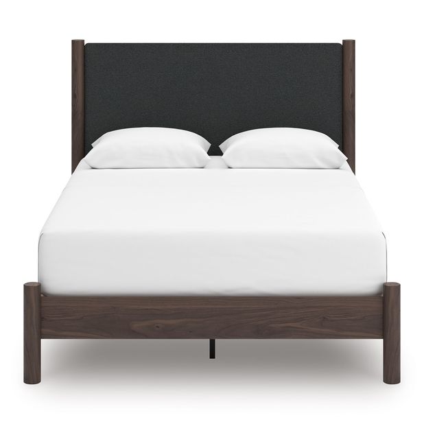 Picture of Cadmori Queen Platform Bedroom Set