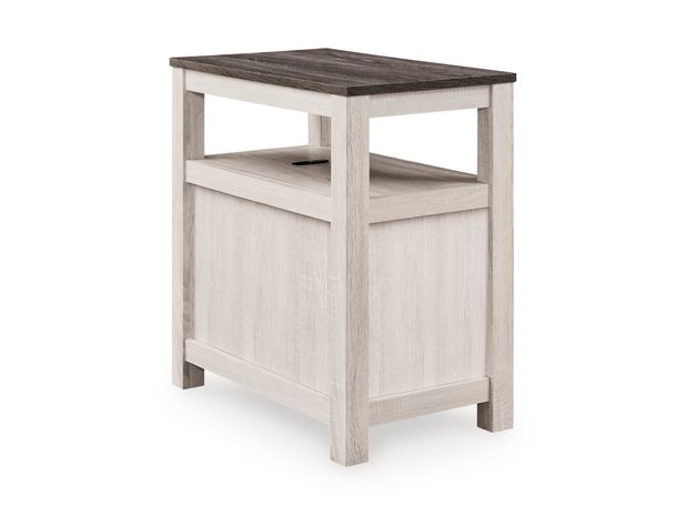 Picture of Fendenmore Chairside Table