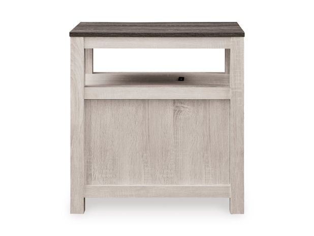 Picture of Fendenmore Chairside Table