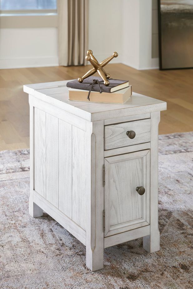Picture of Robbinsdale Chairside Table