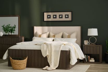 Picture of Sylvie Queen Bedroom Set