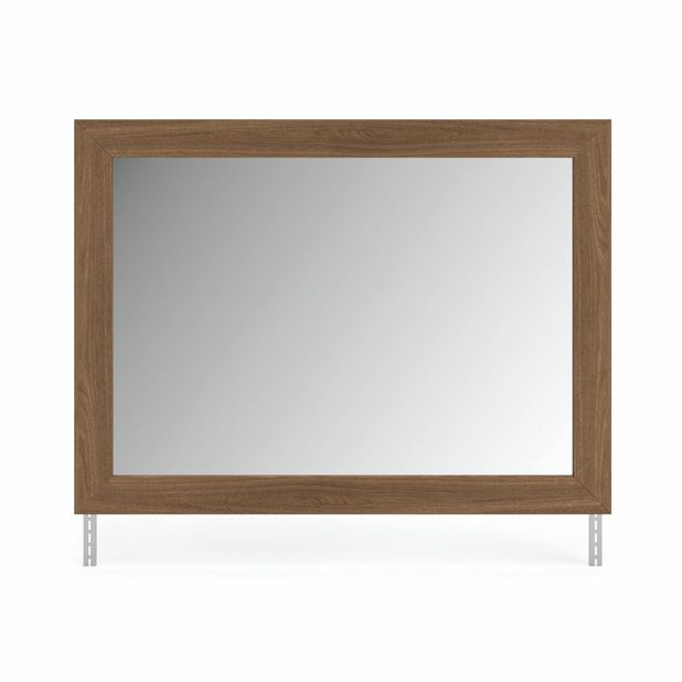 Picture of Jonnifer Mirror
