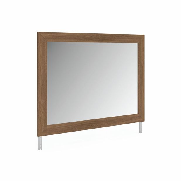 Picture of Jonnifer Mirror
