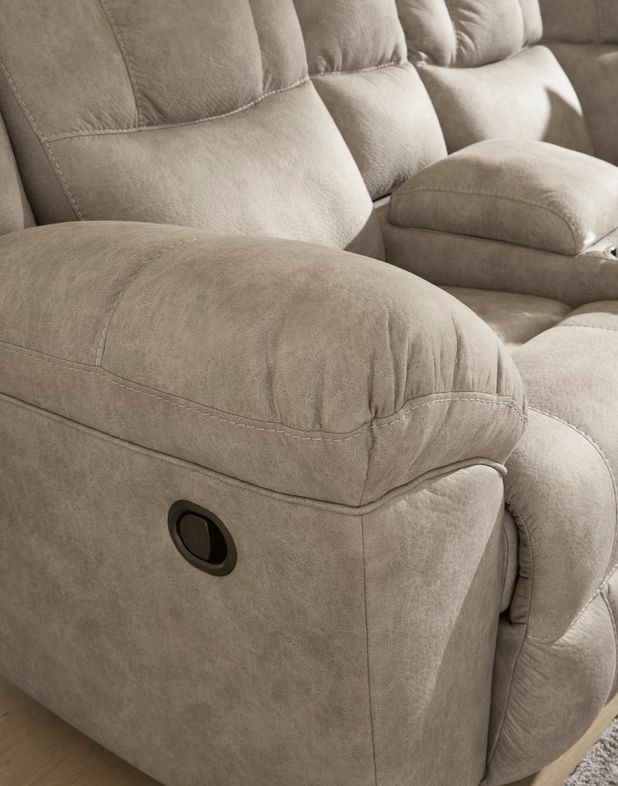 Picture of Ravenswaye 3pc Sectional